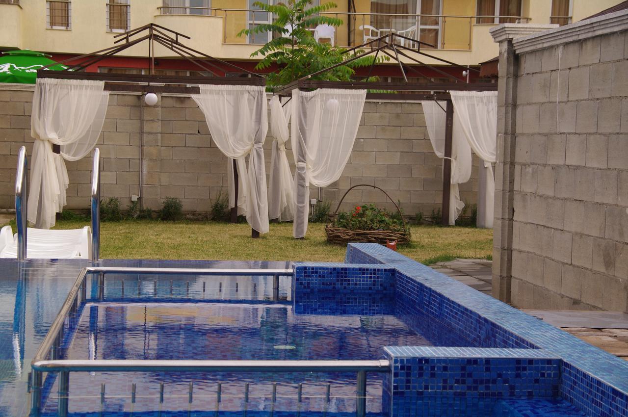Hotel Aristokrat Obzor Luaran gambar