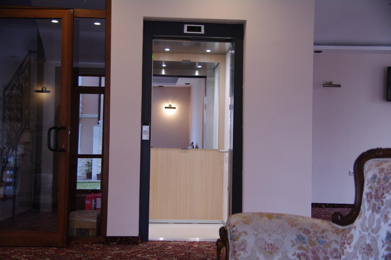 Hotel Aristokrat Obzor Luaran gambar